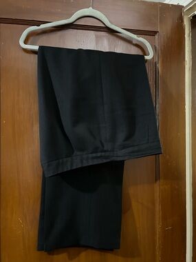 Kasper Classic Black Dress Pants- fully lined. Size 16